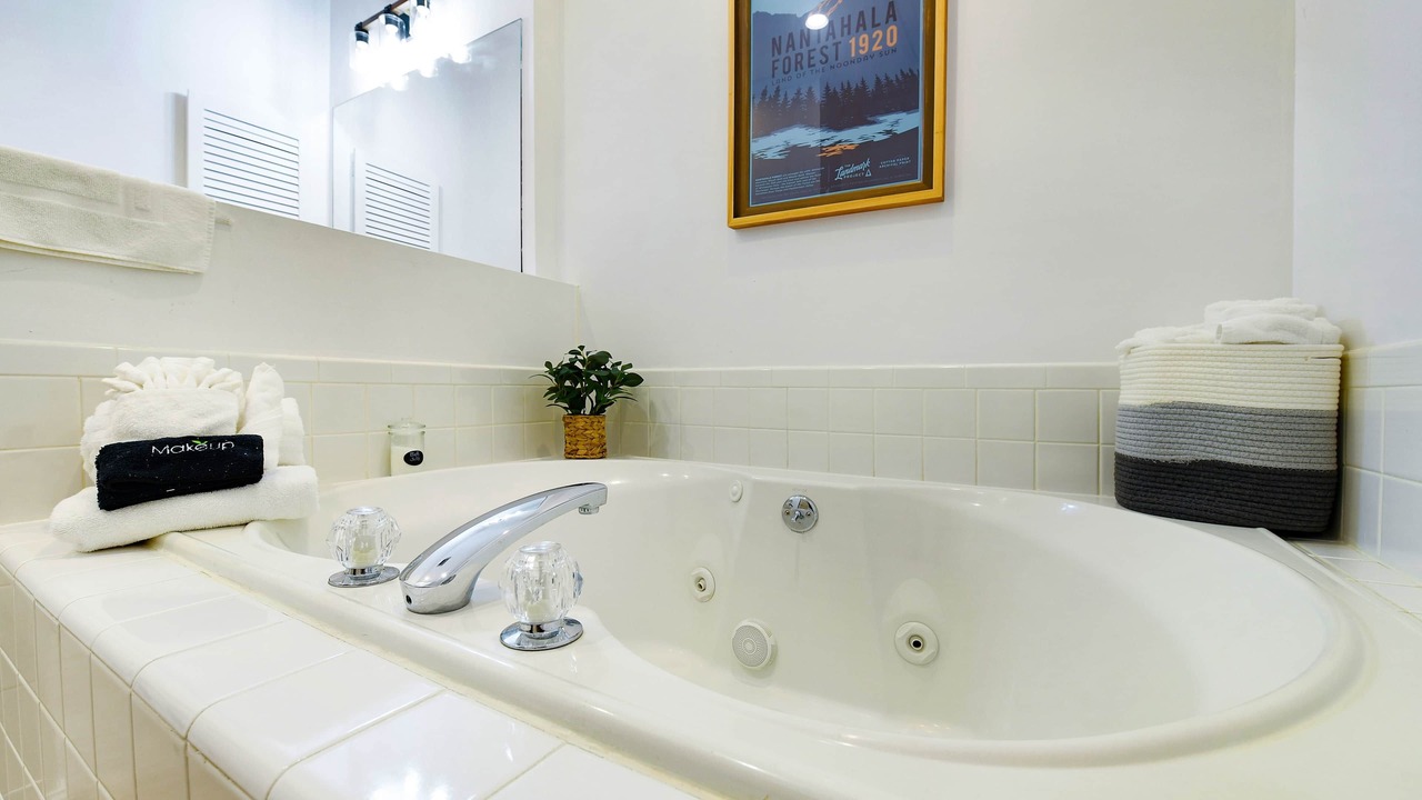 Photo of Bathroom in Sapphire