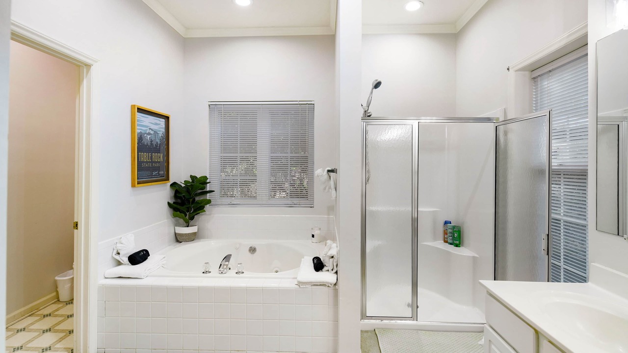 Photo of Bathroom in Sapphire