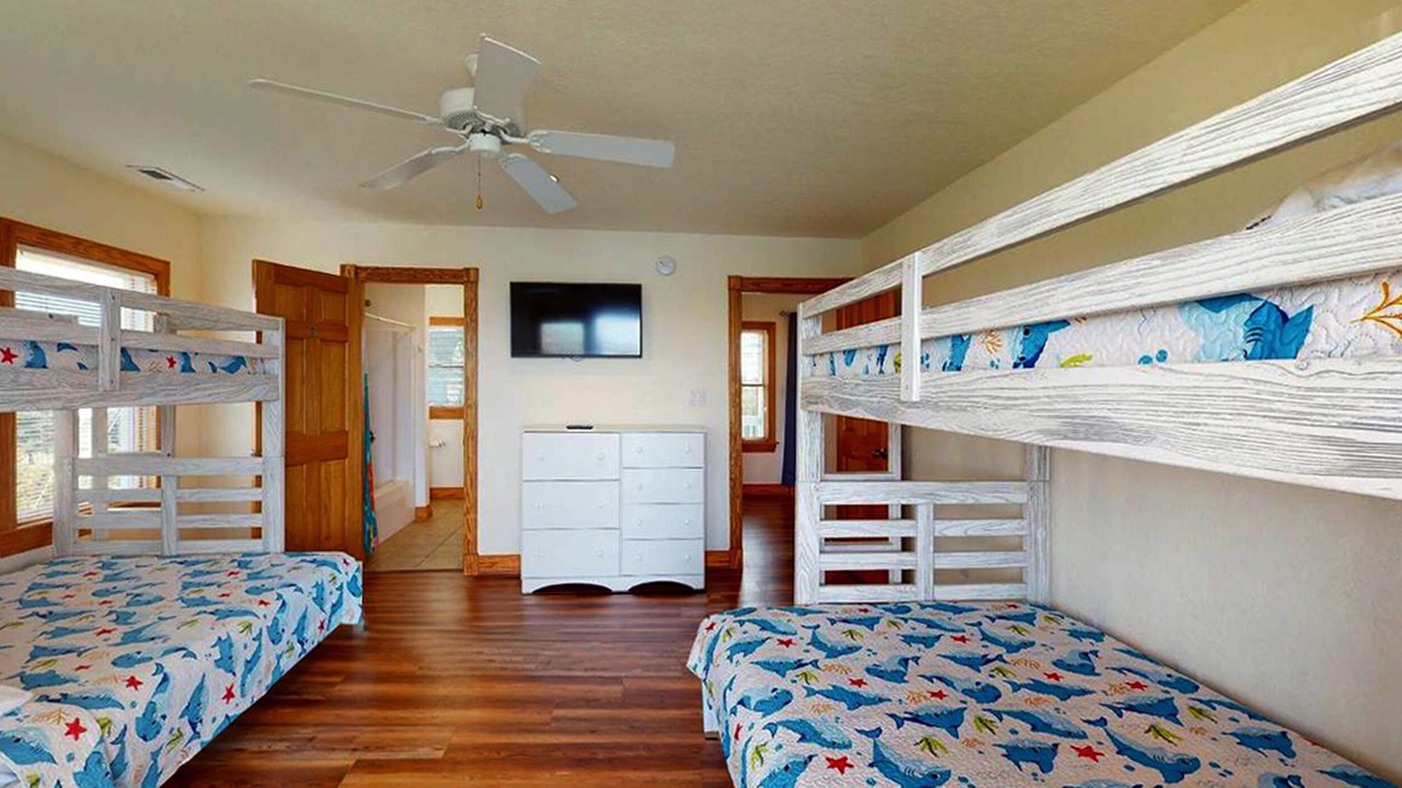 Photo of Bedroom in Avon