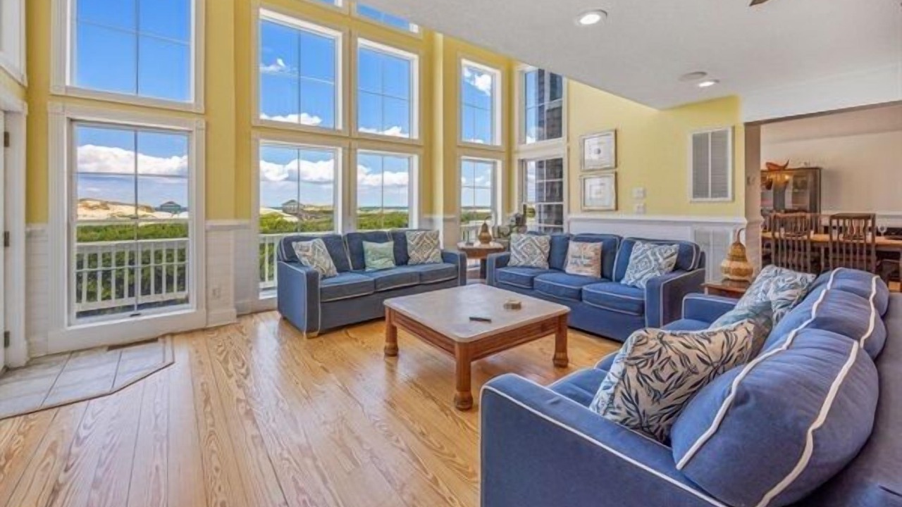 Photo of Bedroom in Corolla