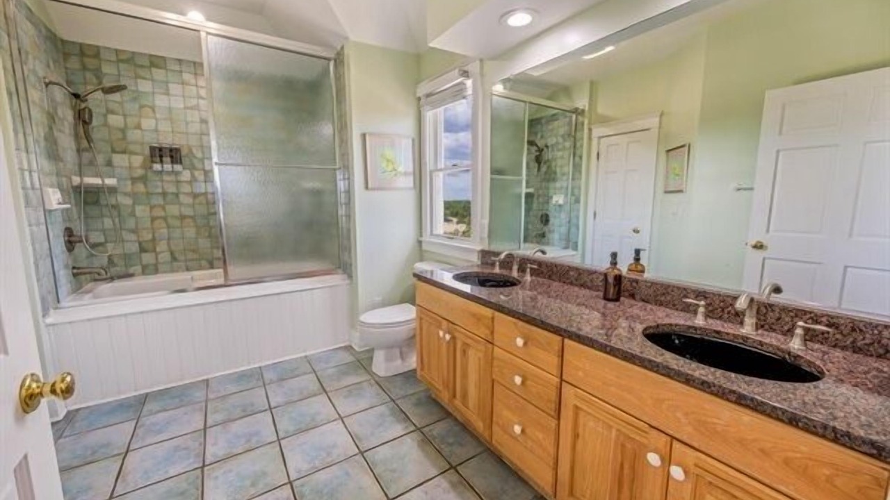 Photo of Bathroom in Corolla