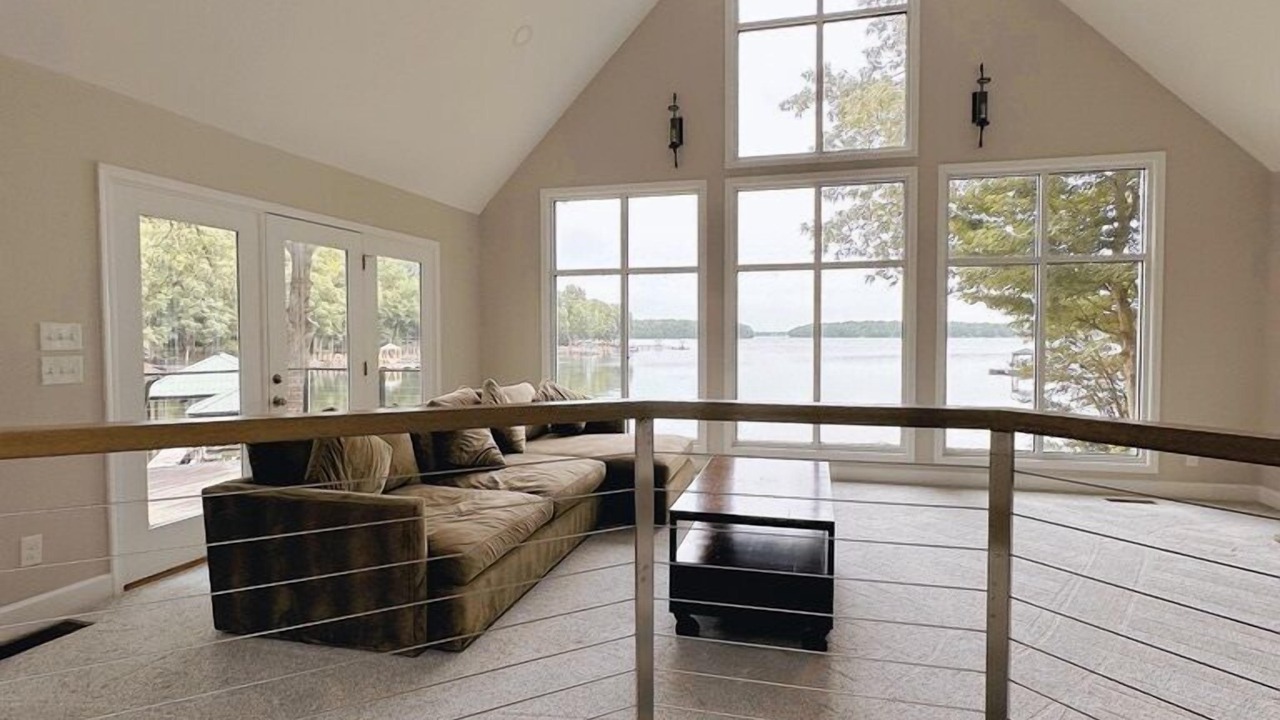Photo of Livingroom in Huntersville