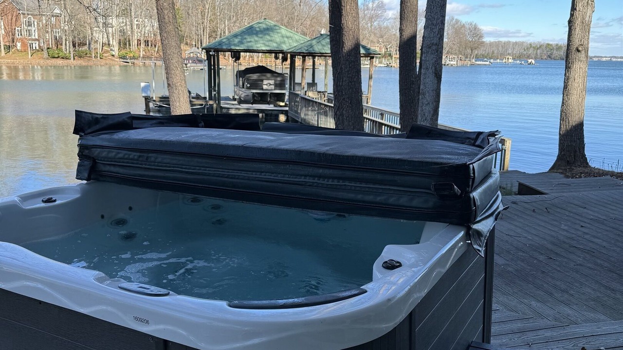 Photo of Outdoor in Huntersville
