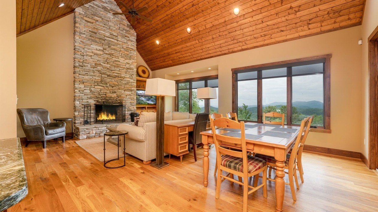 Photo of Bedroom in Pisgah Forest