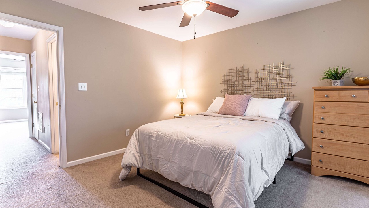 Photo of Bedroom in Hickory