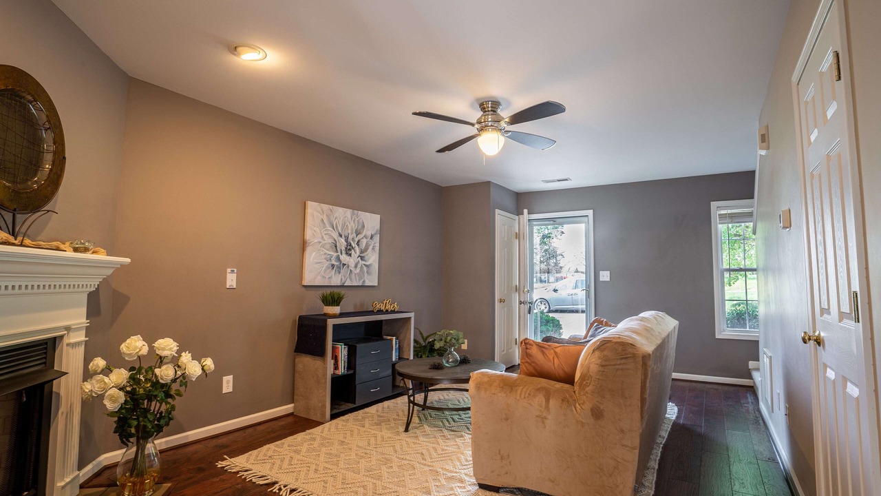 Photo of Livingroom in Hickory