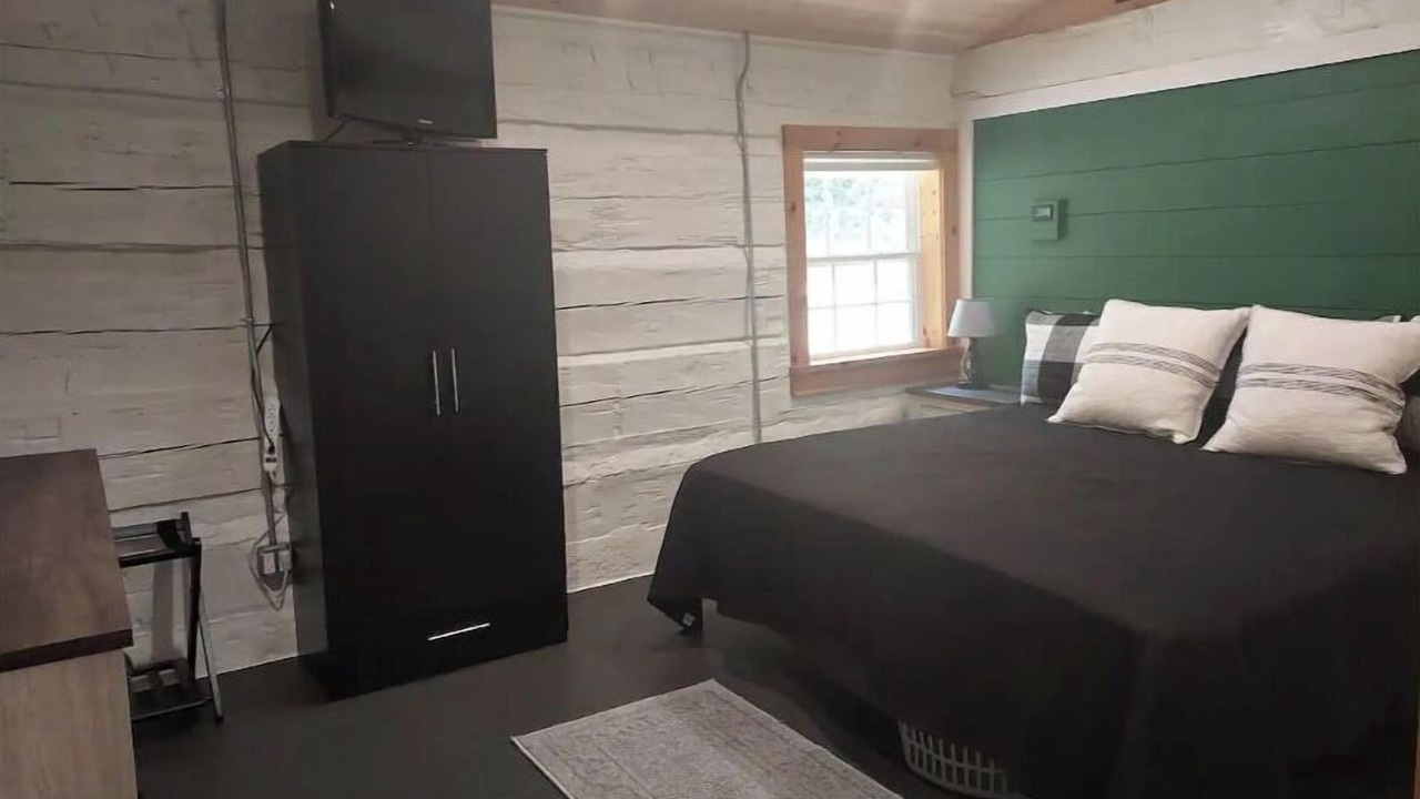 Photo of Bedroom in Morganton