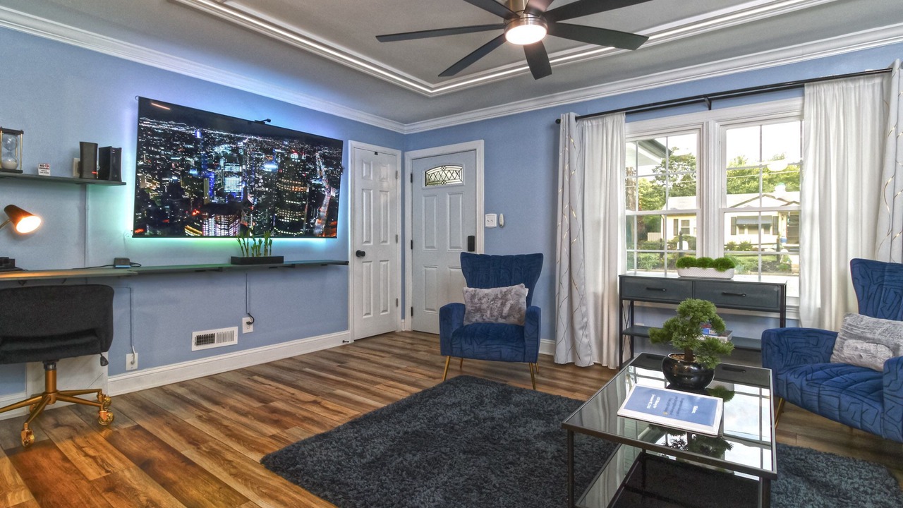 Photo of Livingroom in Greensboro
