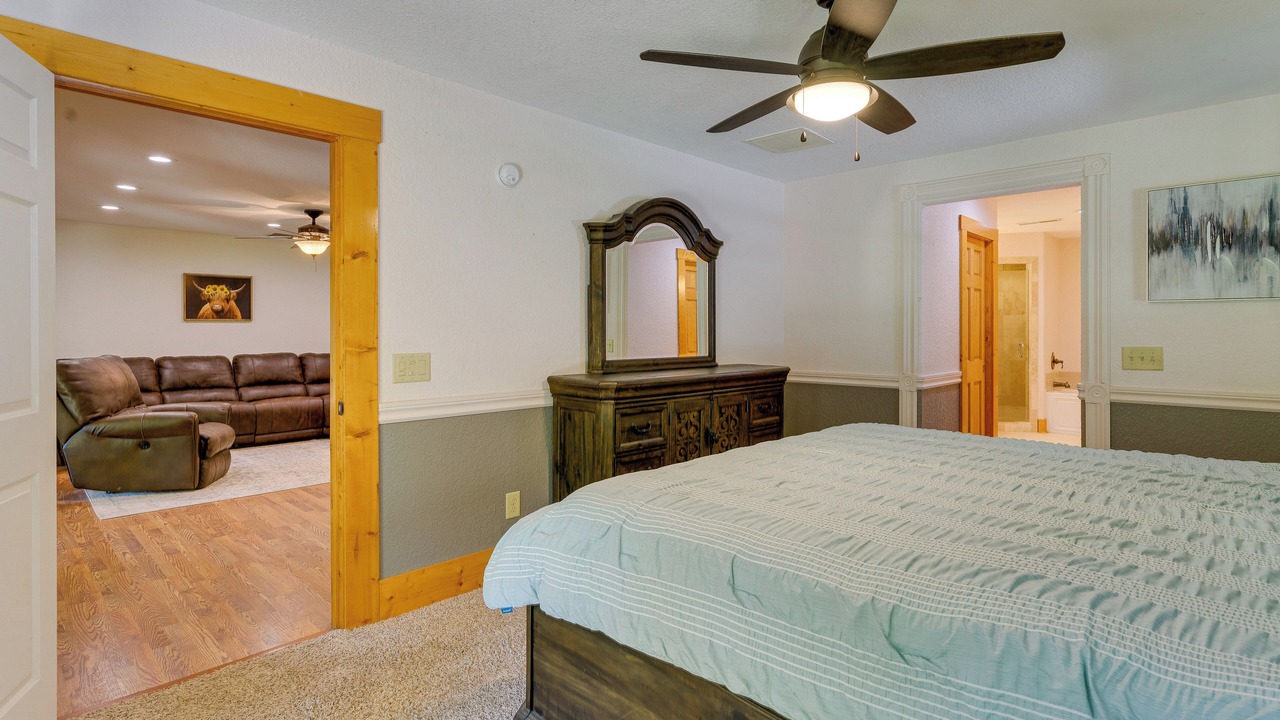 Photo of Bedroom in Hayesville