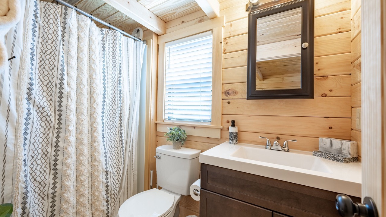 Photo of Bathroom in Robbinsville