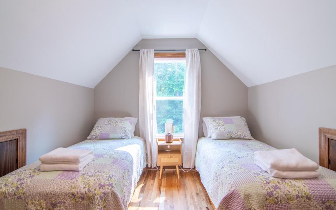 Photo of Bedroom in Elkin