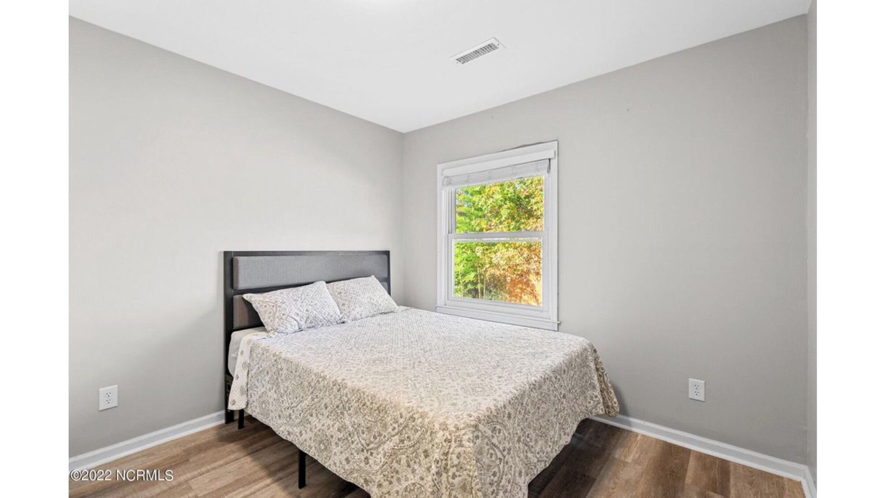 Photo of Bedroom in Camellia Heights