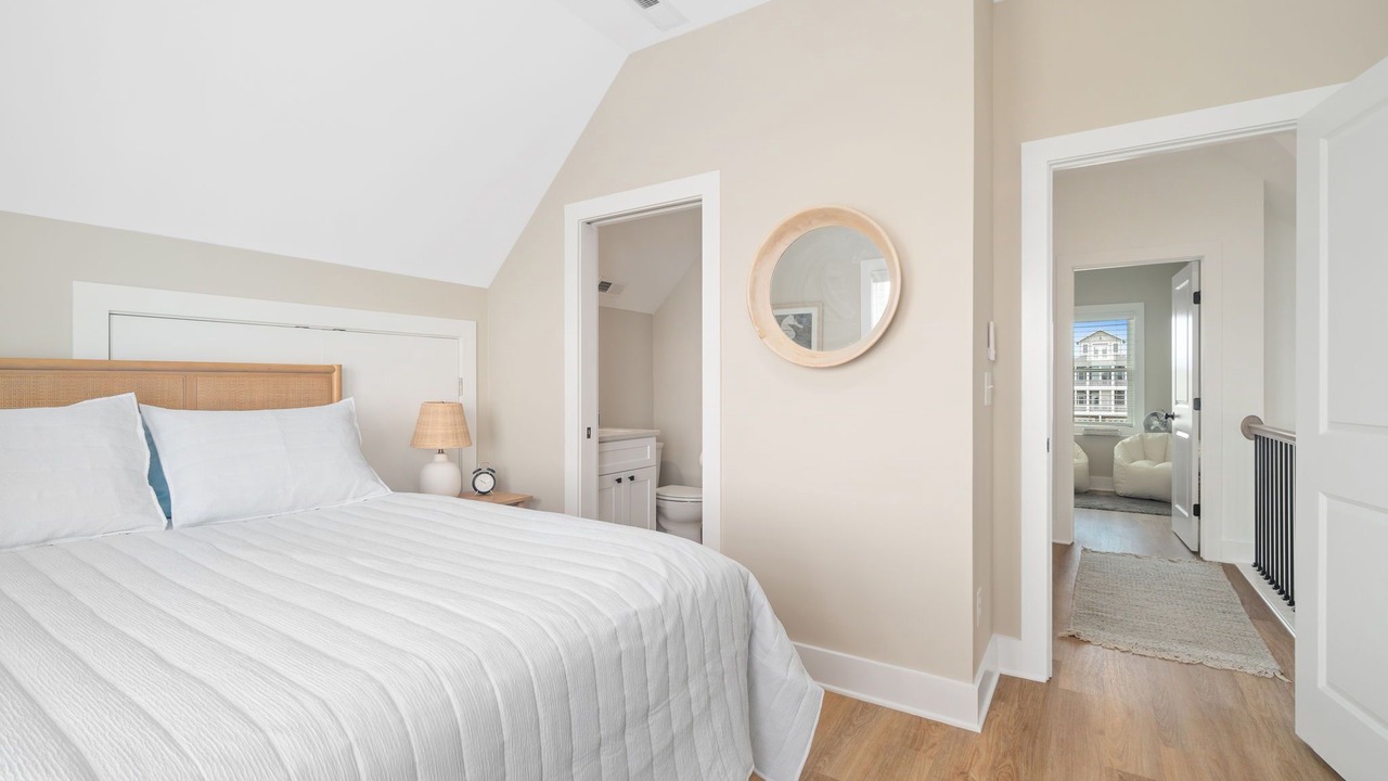 Photo of Bedroom in Marshallberg