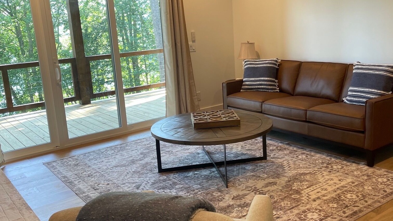 Photo of Livingroom in Cashiers
