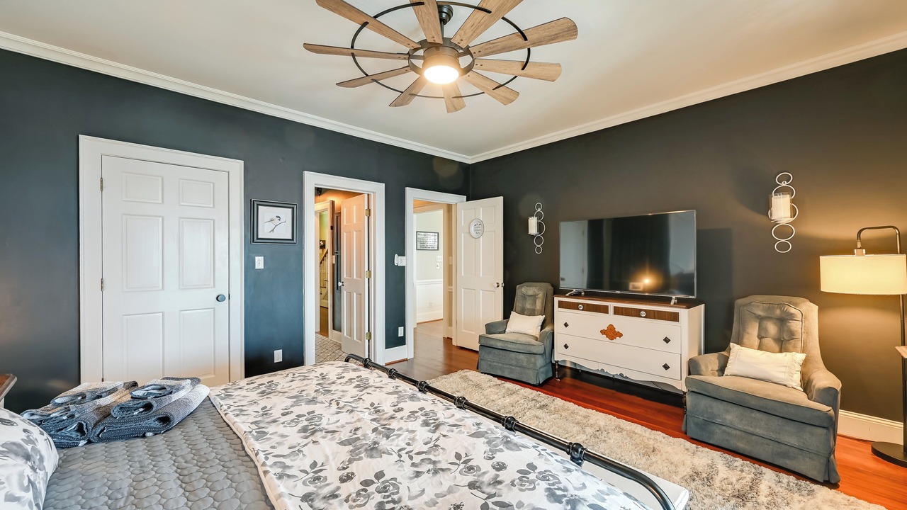 Photo of Bedroom in Bath