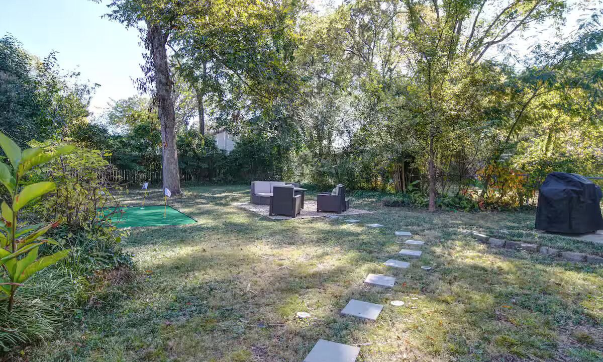 Photo of Outdoor in Villa Heights