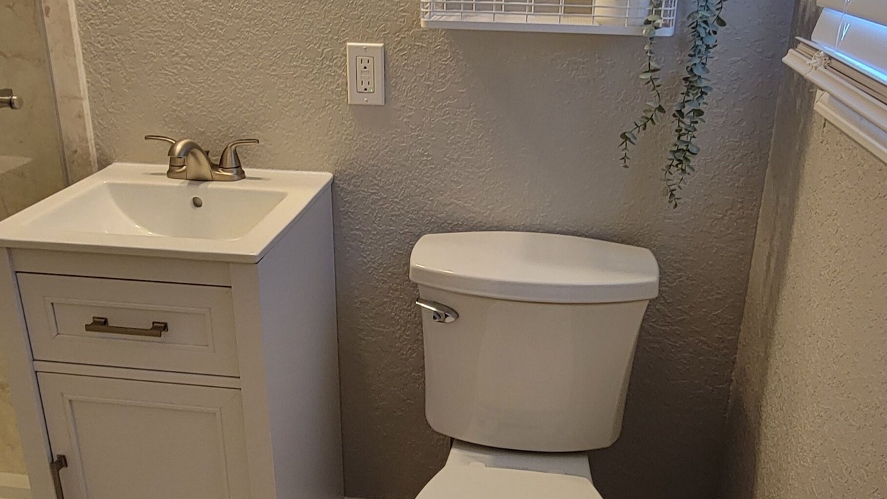 Photo of Bathroom in Colington