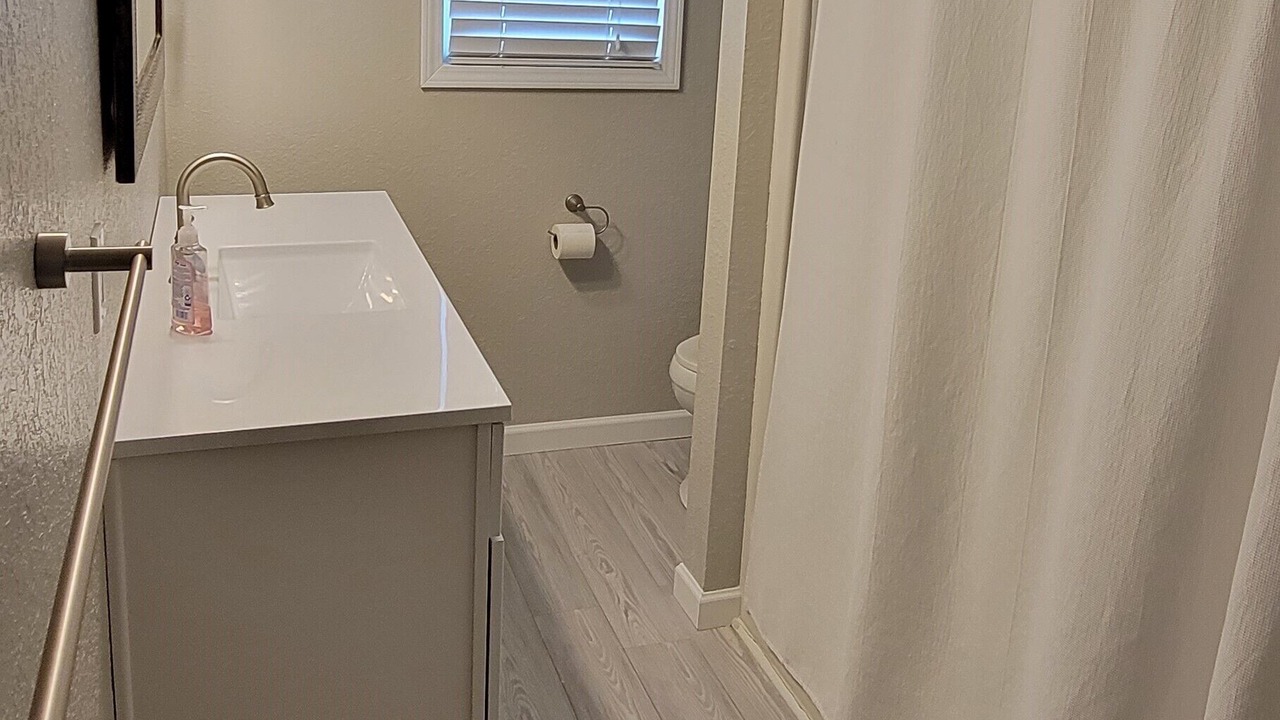 Photo of Bathroom in Colington