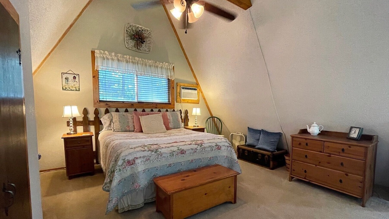 Photo of Bedroom in Andrews