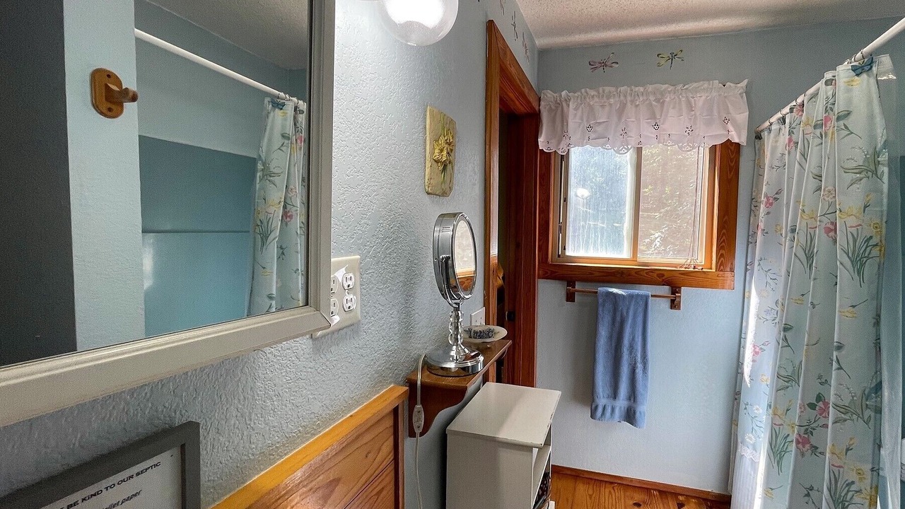 Photo of Bathroom in Andrews