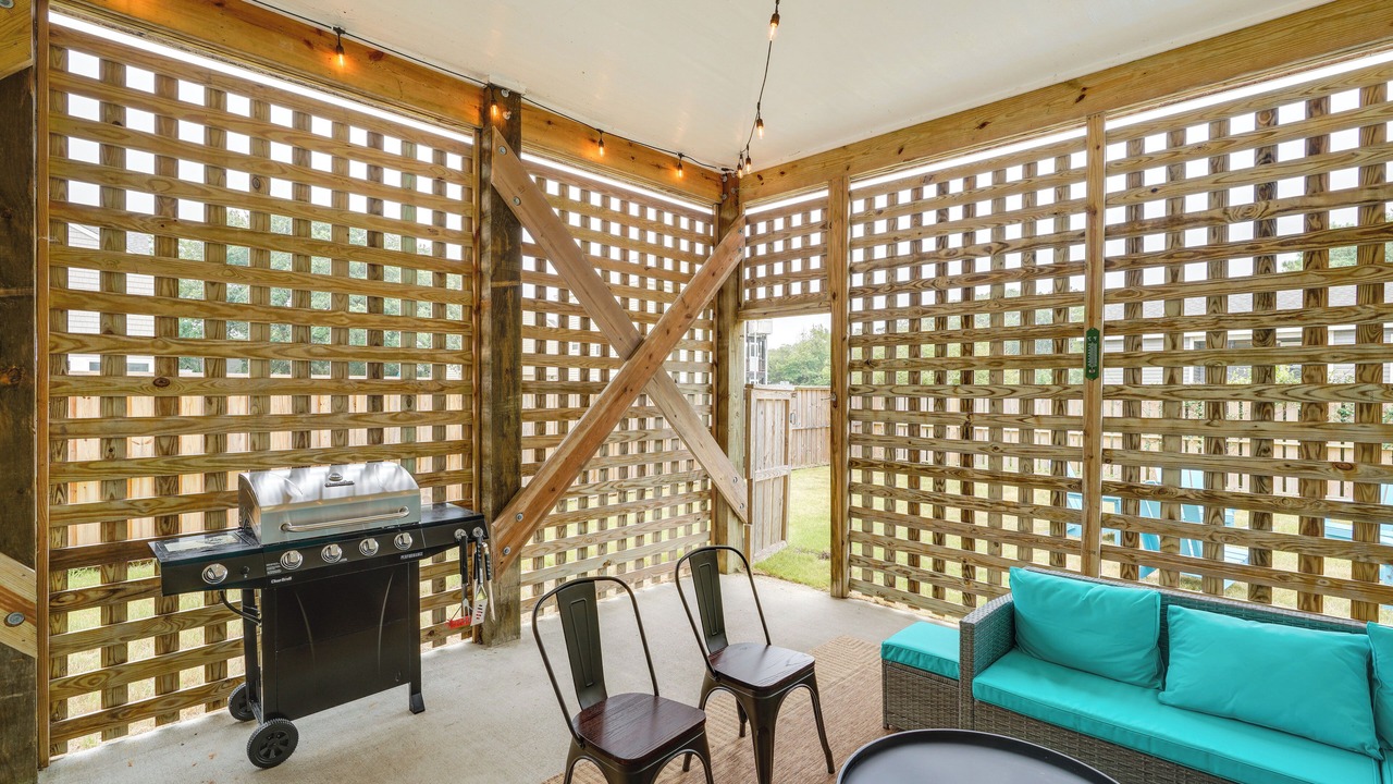 Photo of Patio Balcony in Colington