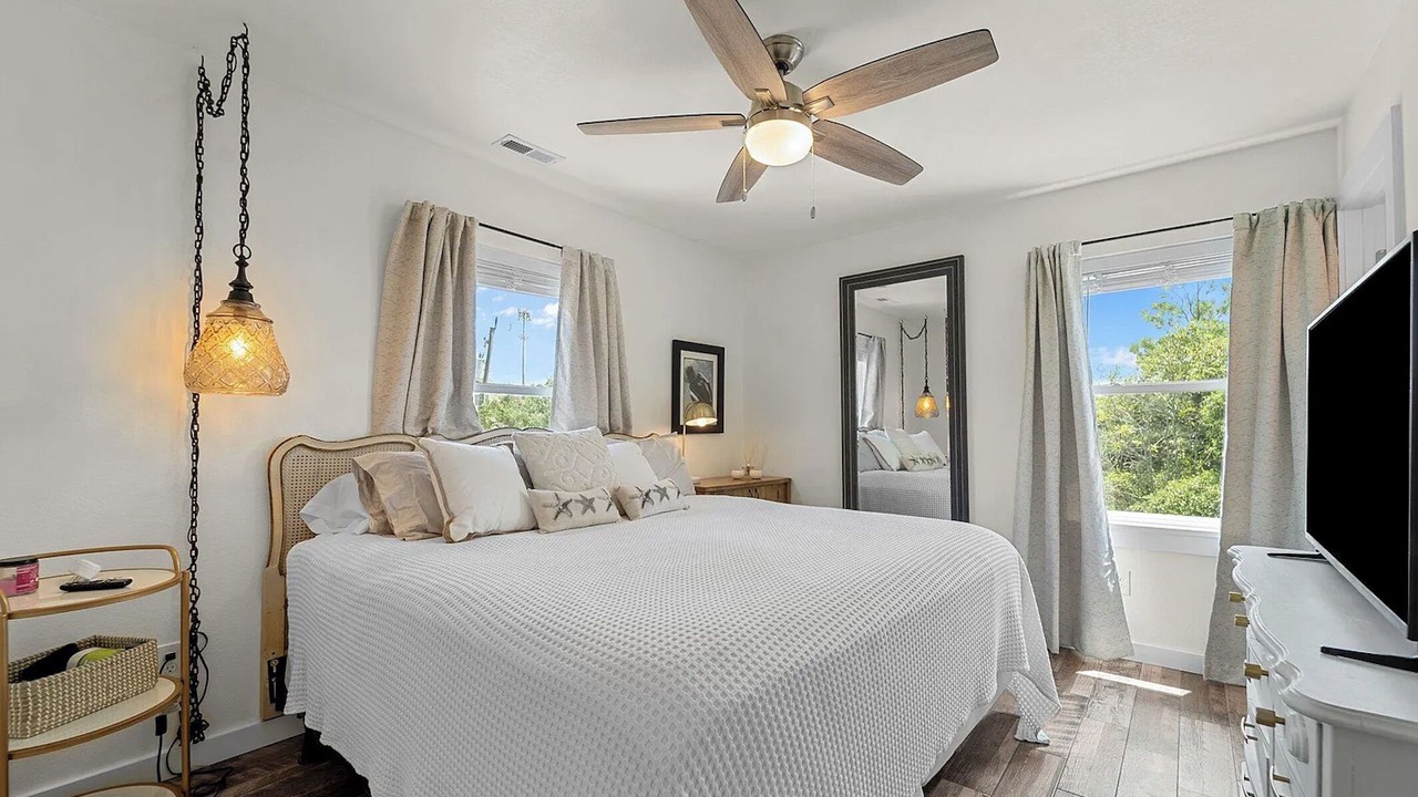 Photo of Bedroom in Carova Beach