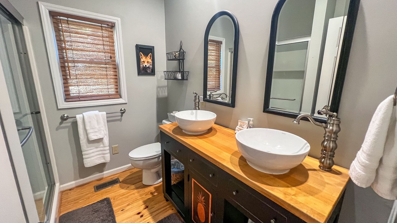 Photo of Bathroom in Buck Mountain