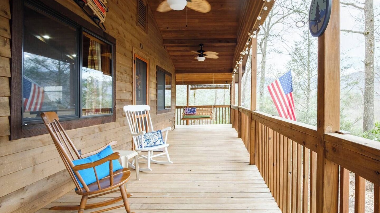 Photo of Patio Balcony in Robbinsville