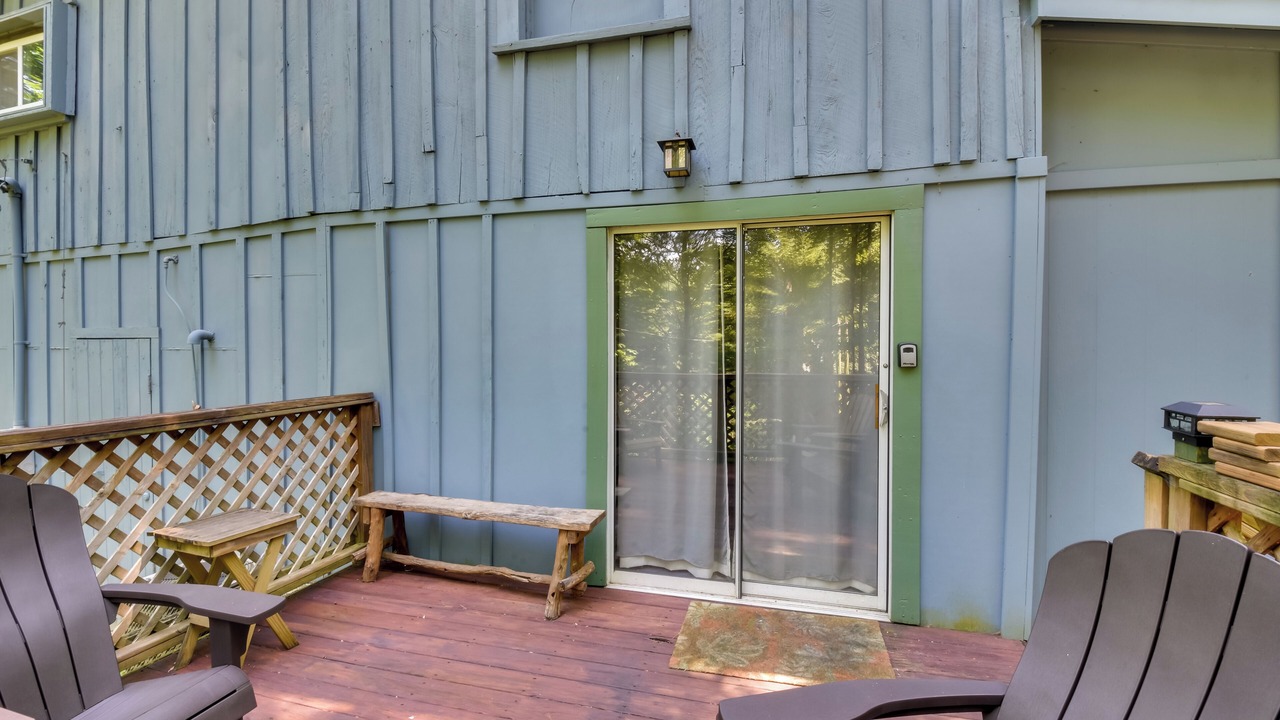 Photo of Outdoor in Rocky Bottom