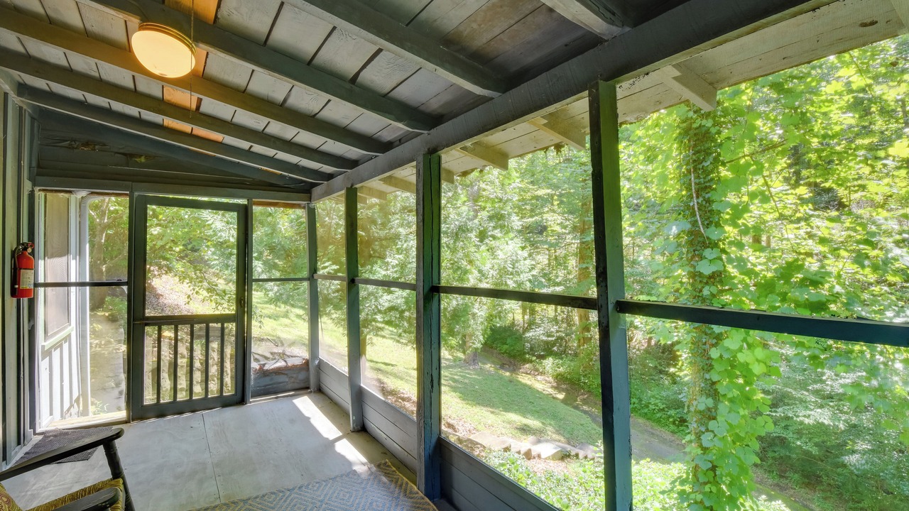 Photo of Outdoor in Rocky Bottom