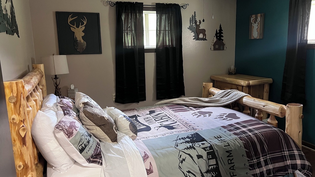 Photo of Bedroom in Robbinsville