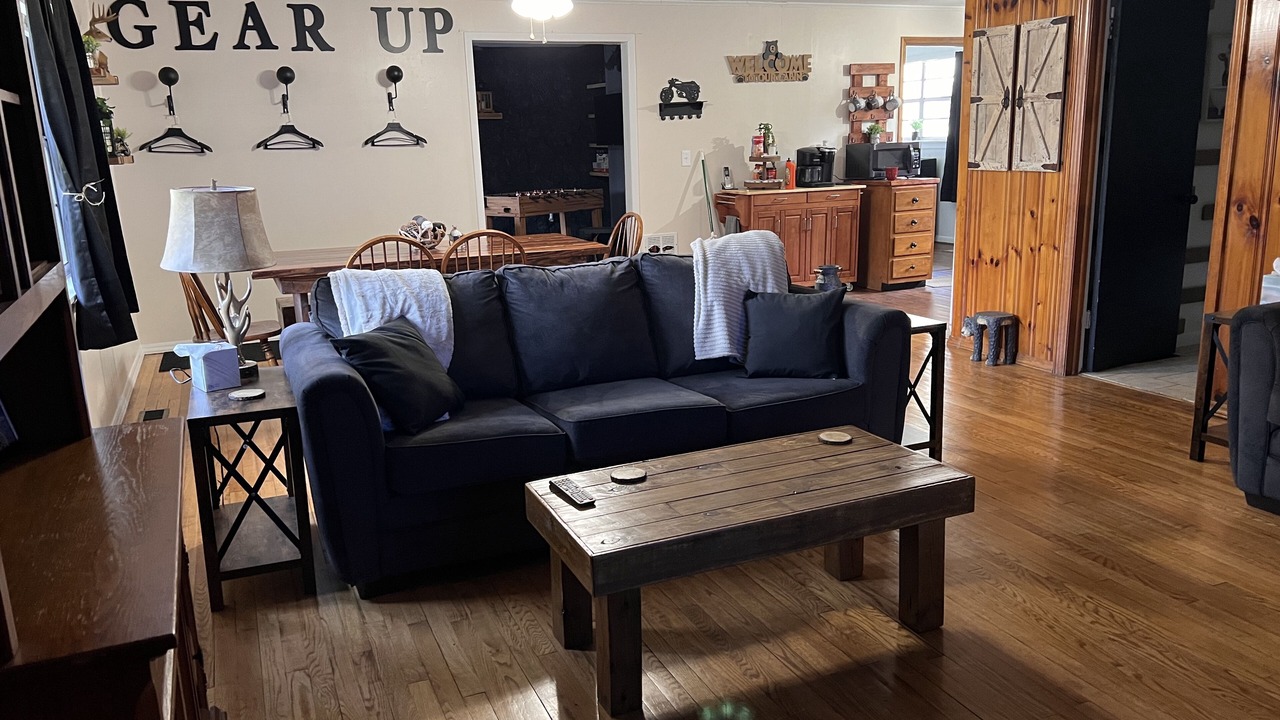 Photo of Livingroom in Robbinsville