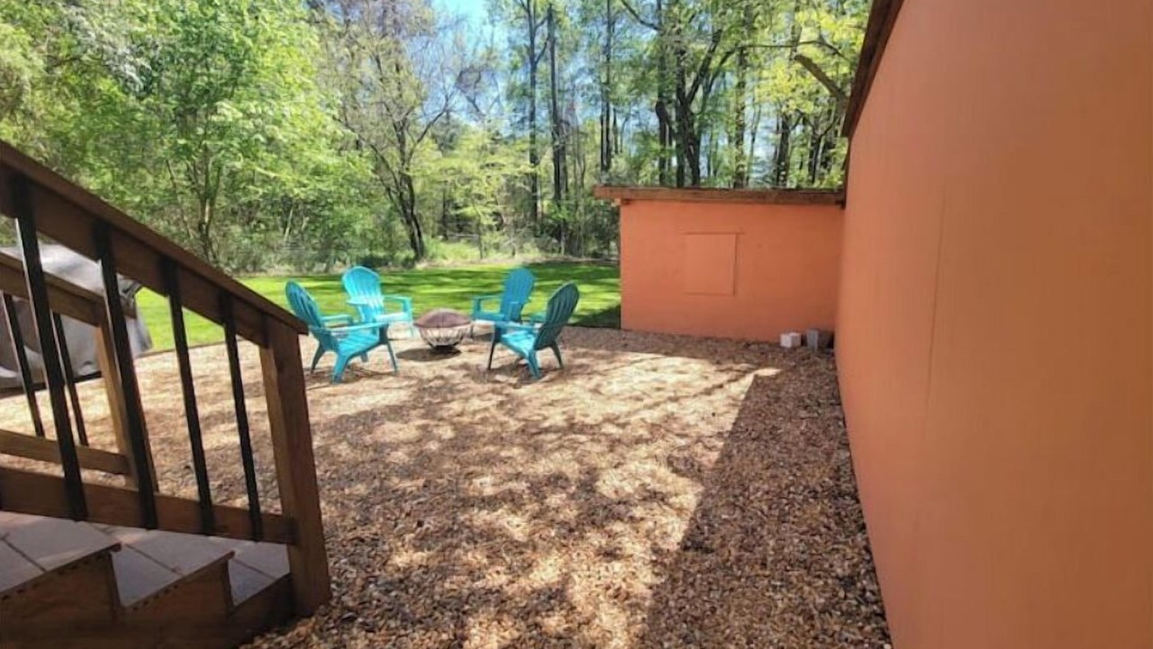 Photo of Outdoor in Hayes