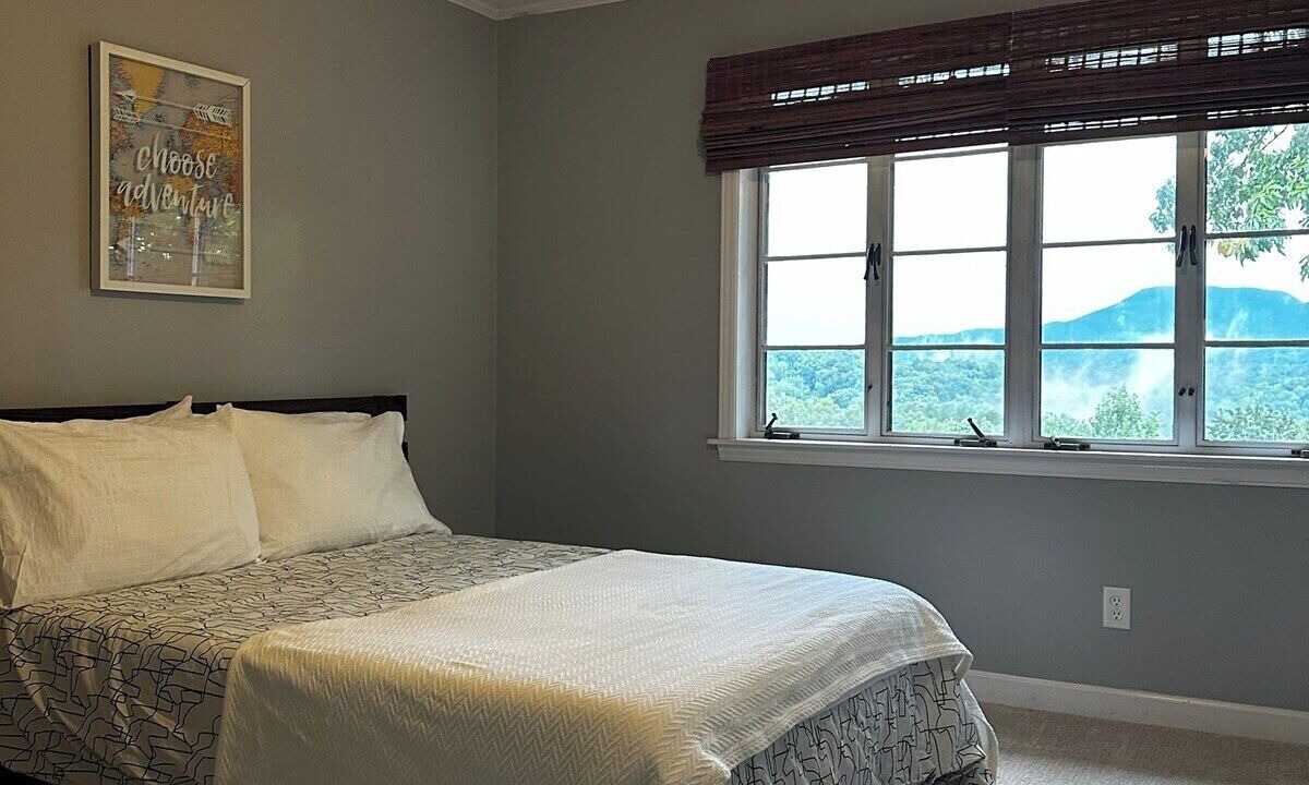 Photo of Bedroom in Lynn