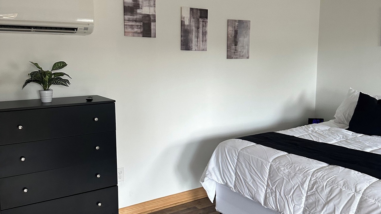 Photo of Bedroom in Scotts