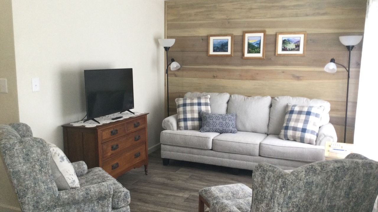Photo of Bedroom in Robbinsville