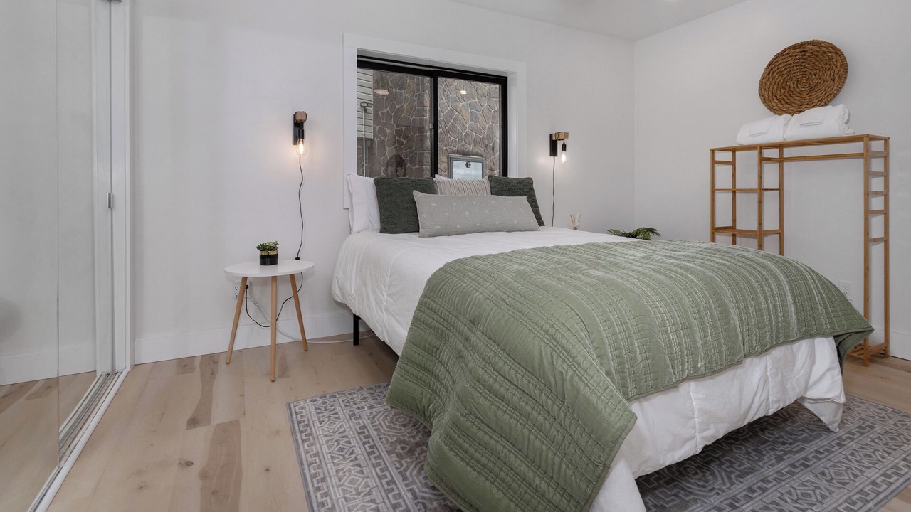 Photo of Bedroom in Seven Devils