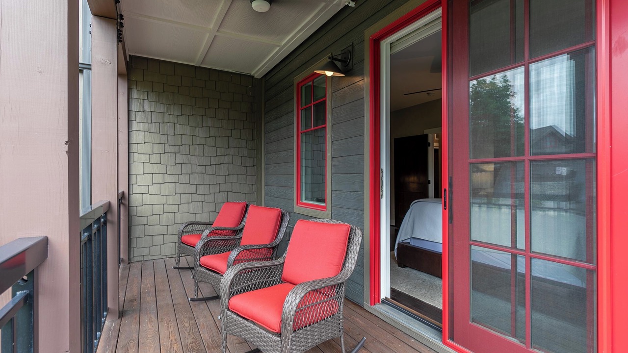 Photo of Patio Balcony in Lenoir