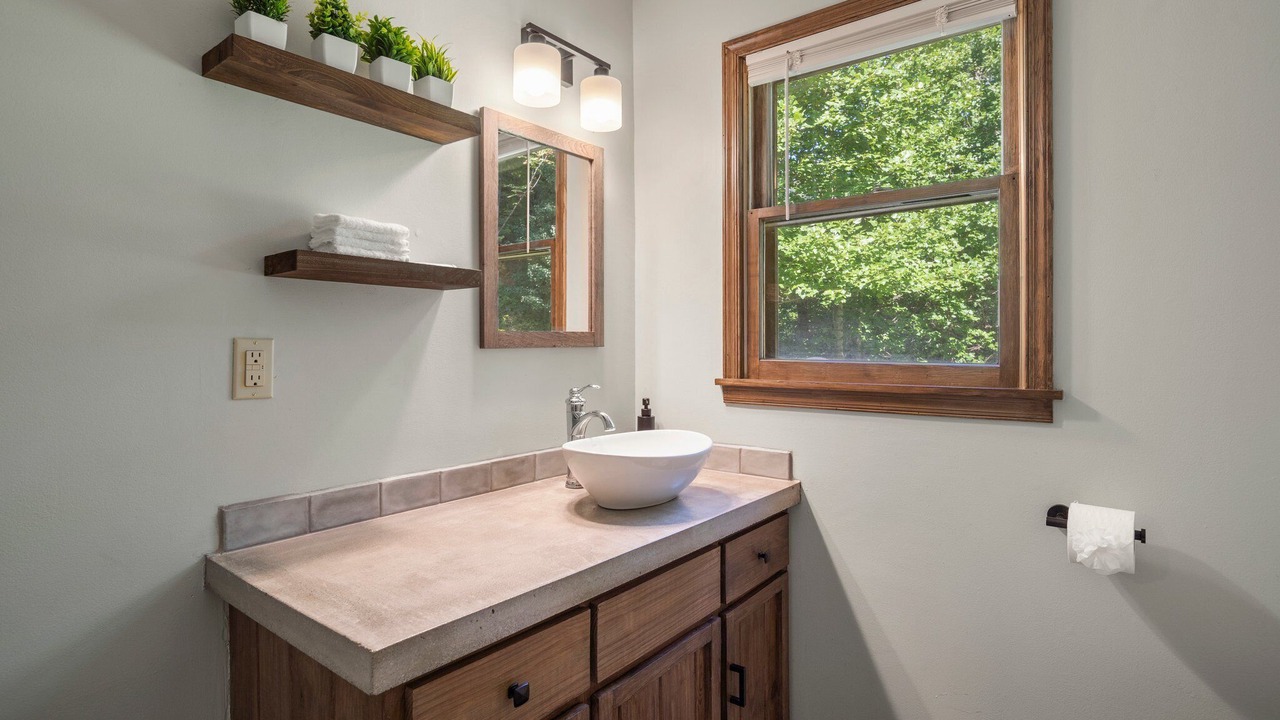Photo of Bathroom in Qualla