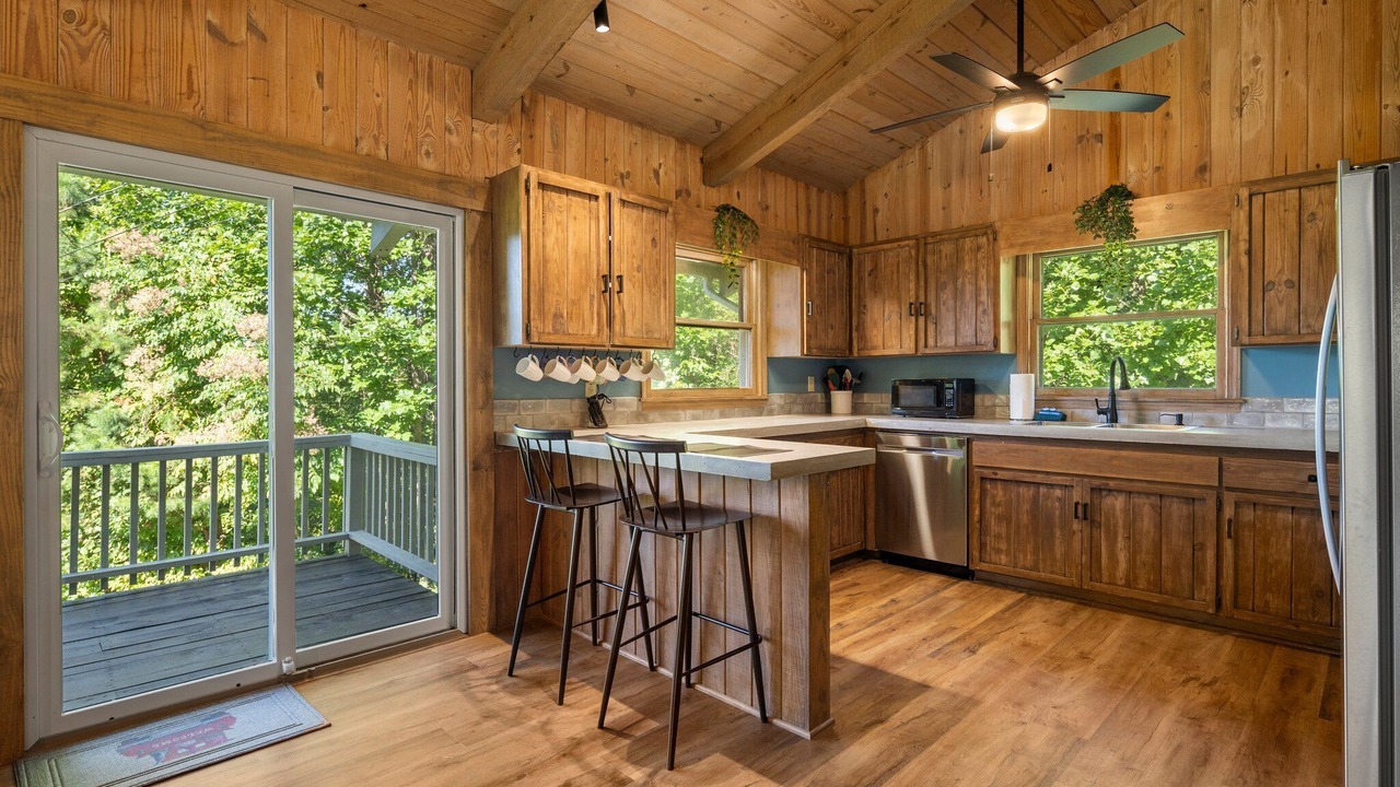 Photo of Kitchen in Qualla