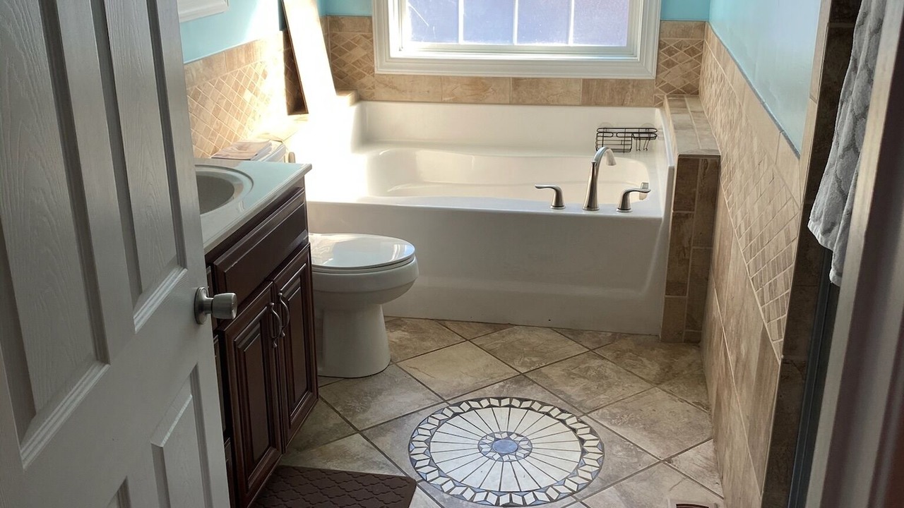 Photo of Bathroom in Pine Forest