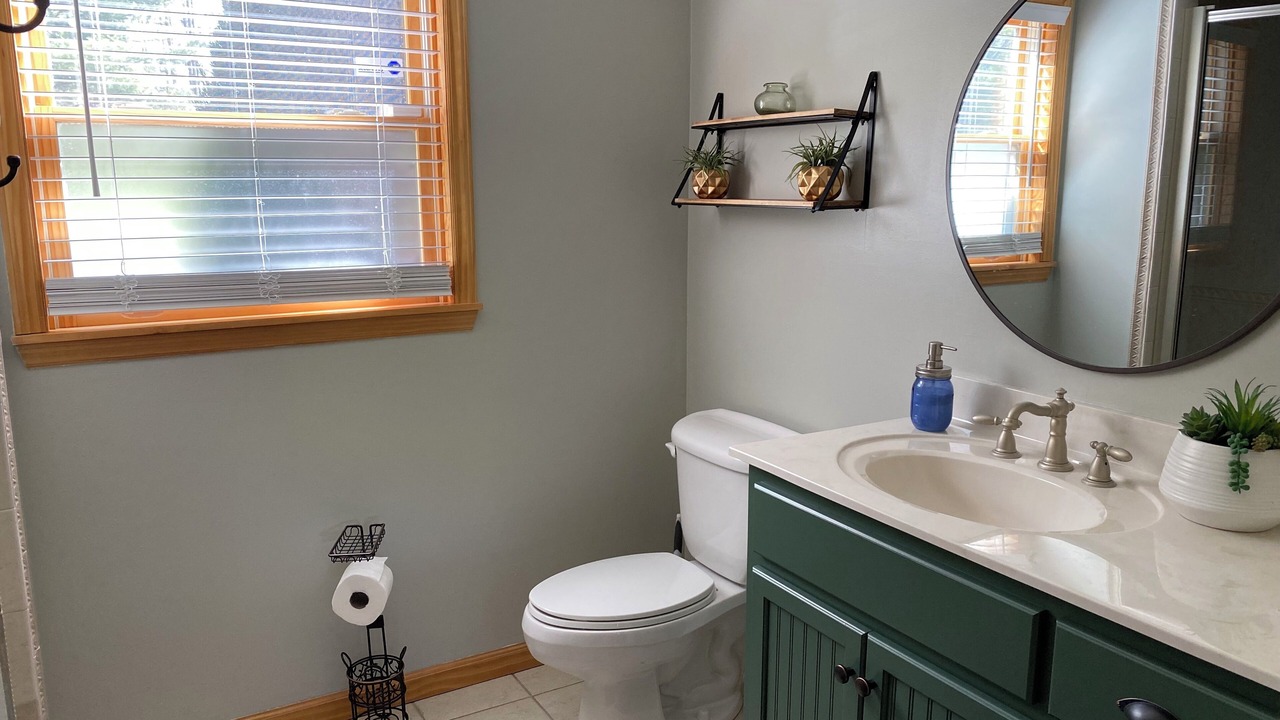 Photo of Bathroom in Piney Creek