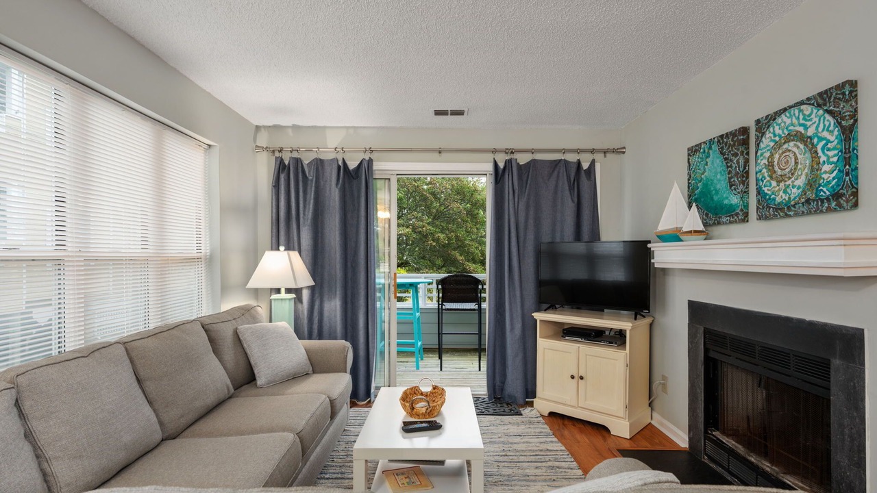Photo of Livingroom in Manteo