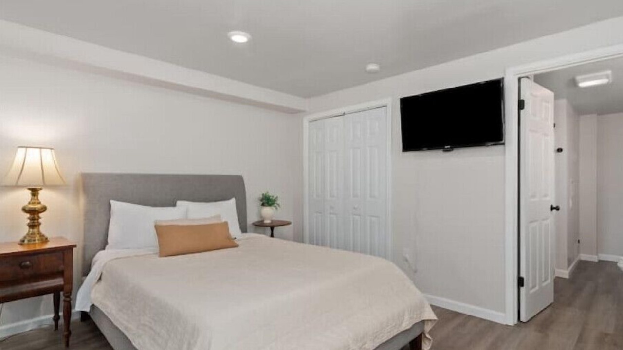 Photo of Bedroom in Lake Junaluska