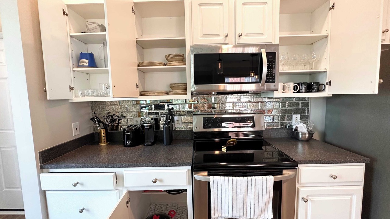Photo of Kitchen in First Ward