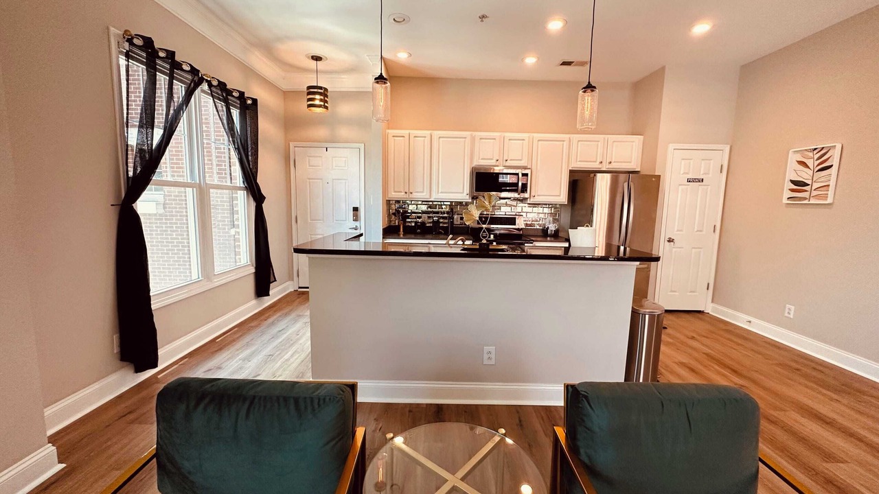 Photo of Livingroom in First Ward
