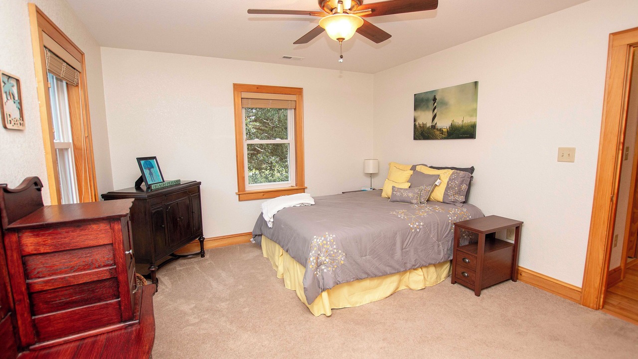 Photo of Bedroom in Brigands' Bay