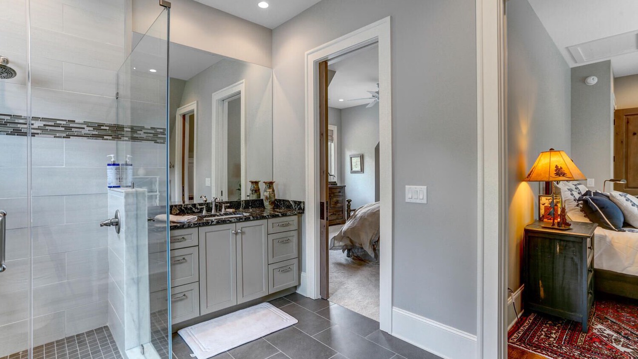 Photo of Bathroom in Highlands