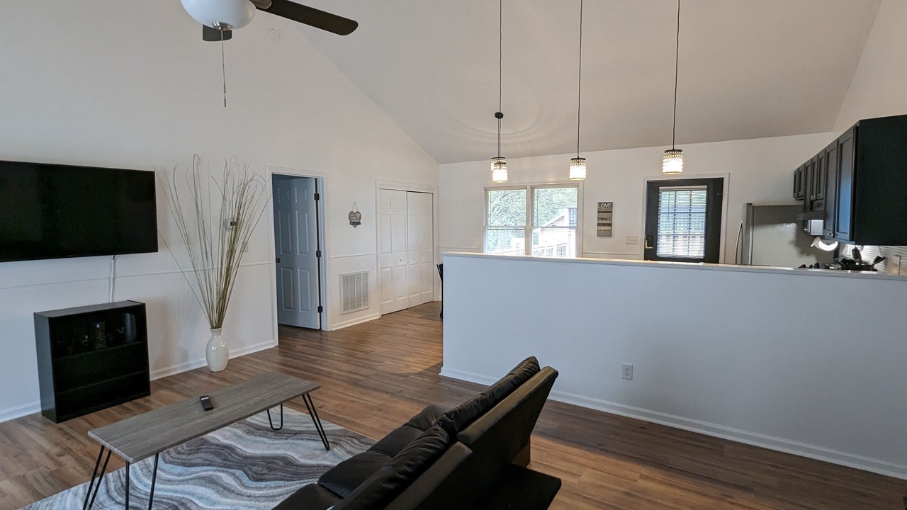 Photo of Livingroom in Granite Quarry