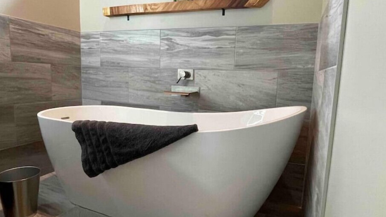 Photo of Bathroom in Apple Ridge